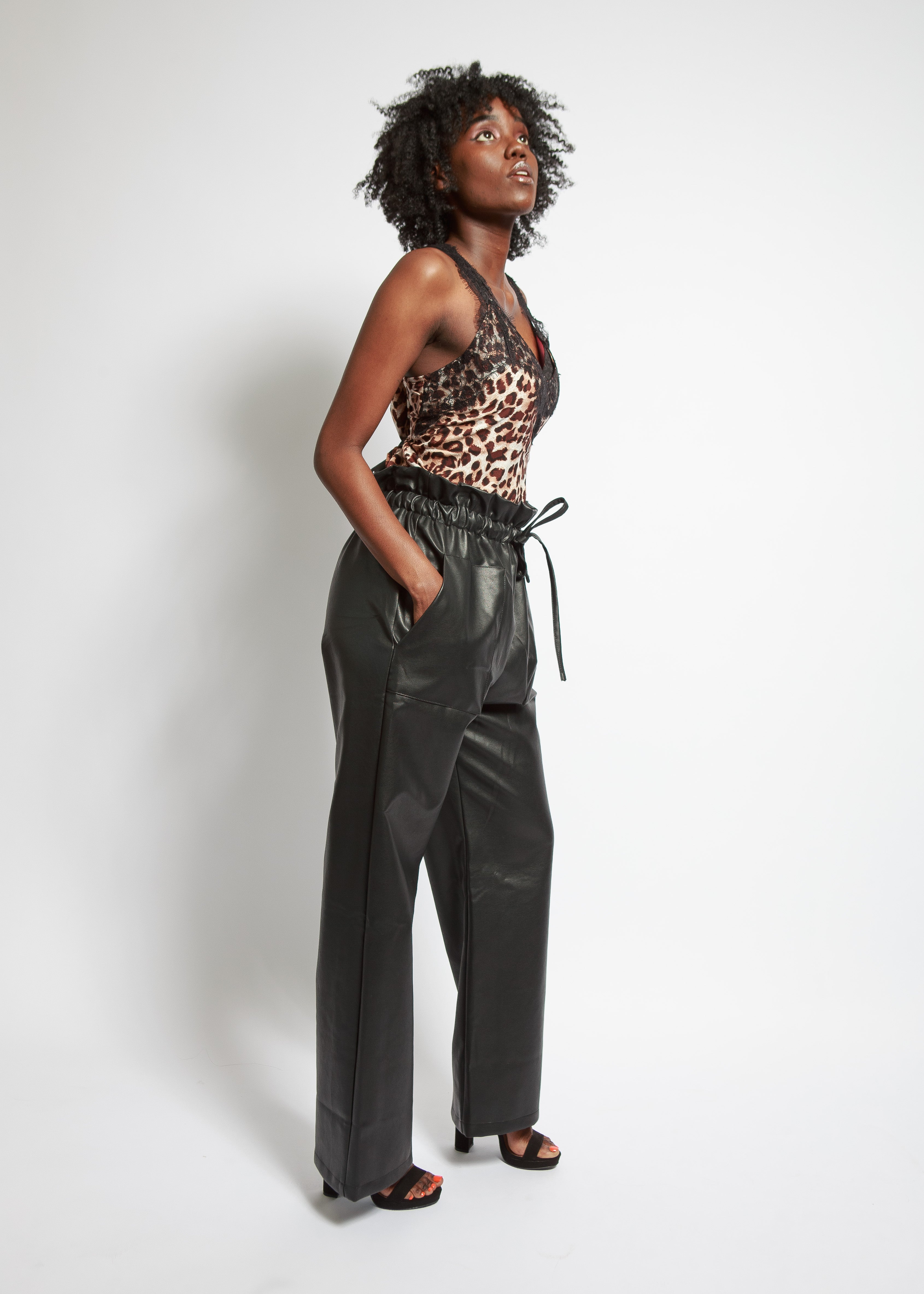 CANDYSTRIPPER★FAKE LEATHER HARF PANTS Wvapzxx High Waist PU Leather Straight Pants Women Shiny
